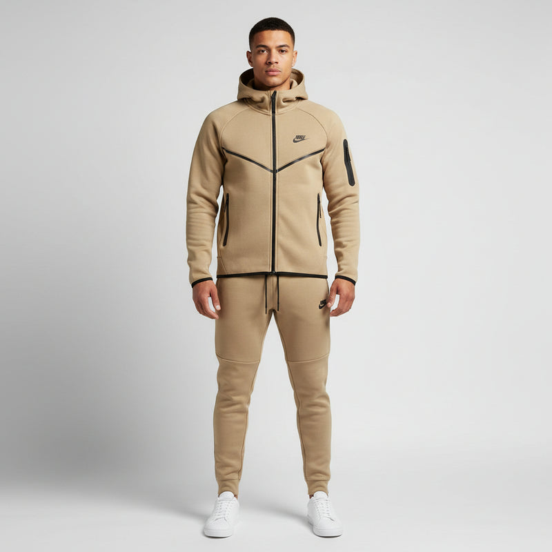 Nike Tech Fleece Set – Sand